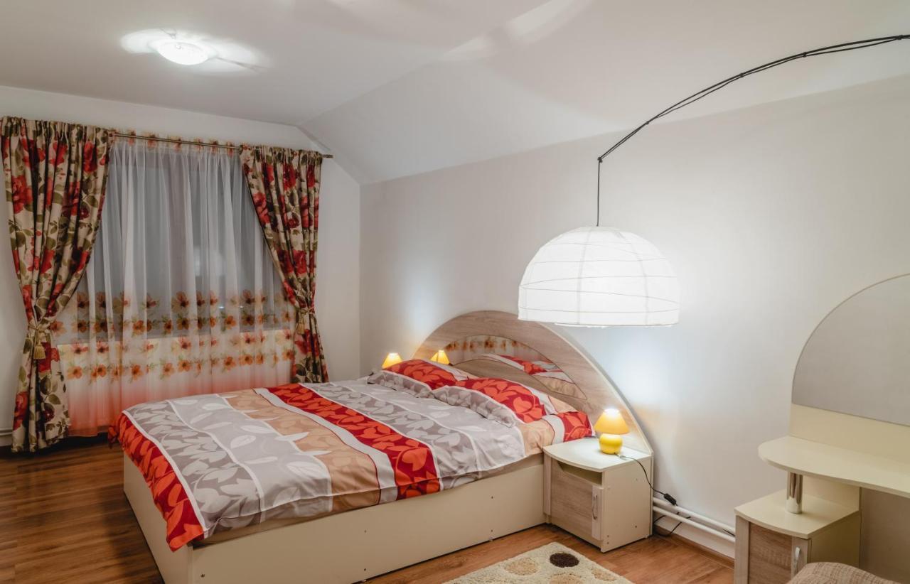 SMB Holiday Apartment Braşov Exterior foto